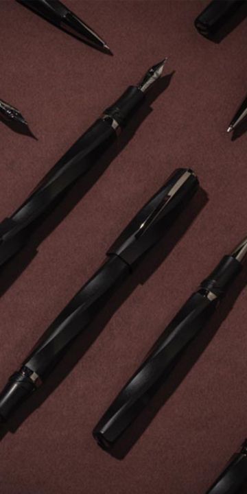 Penna stilografica nera