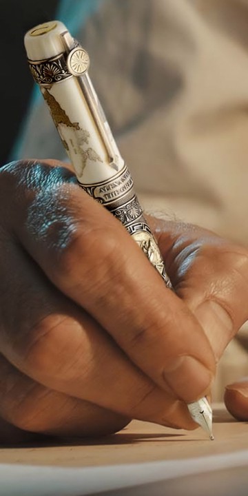 Hand writing with Alexander the Great fountain pen