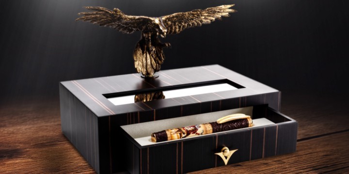 Visconti Falconer collection desk set with a bronze sculpture of a hawk.